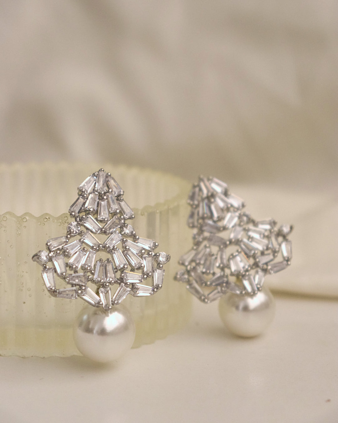 Divyana Pearl Studs