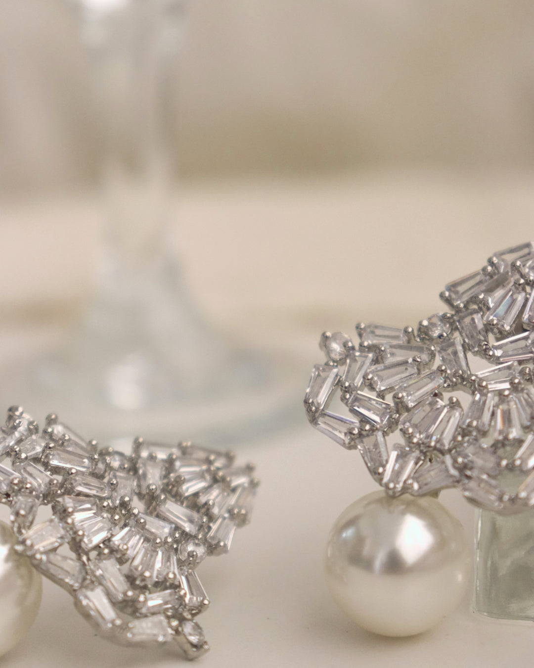 Divyana Pearl Studs