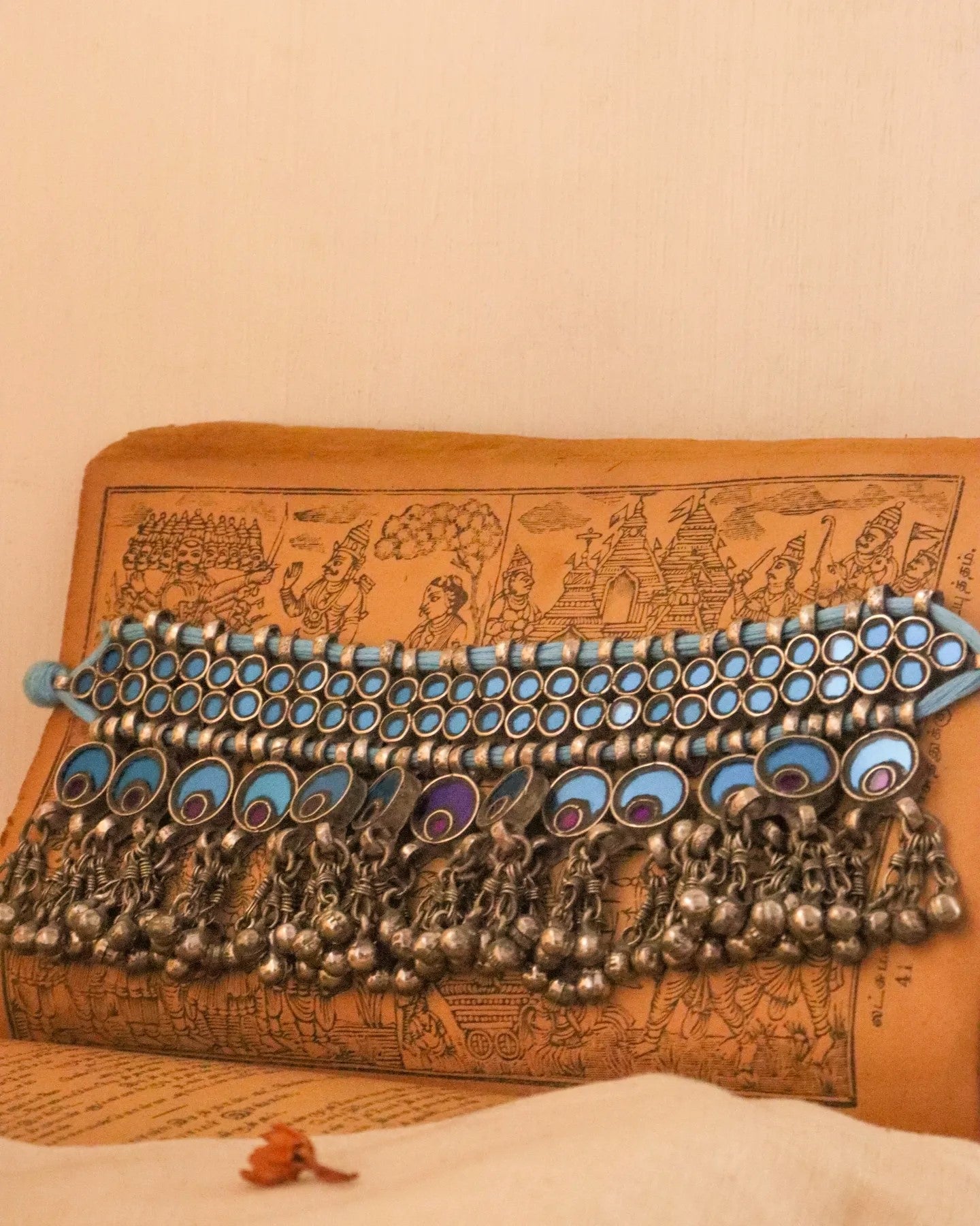 Geeth Choker Necklace