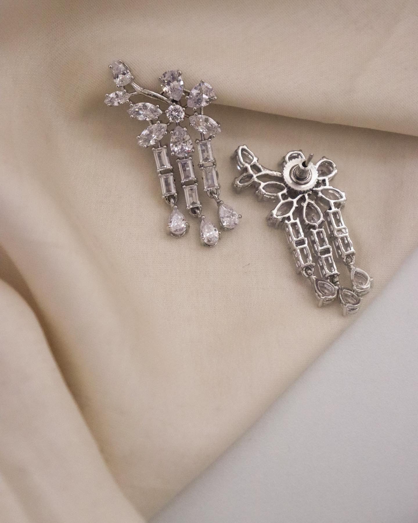 Lucia Drop Earrings