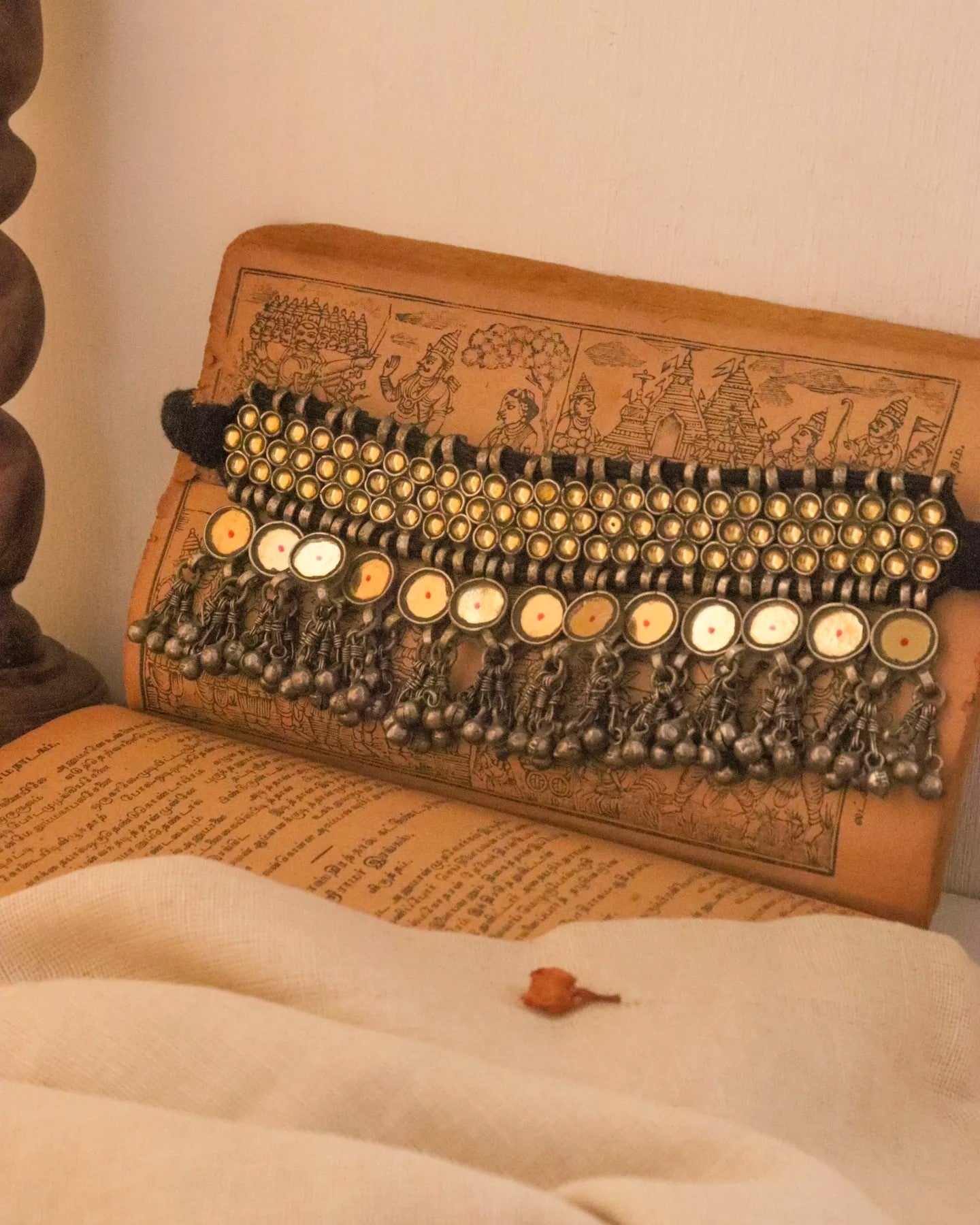Mehrab Choker Necklace