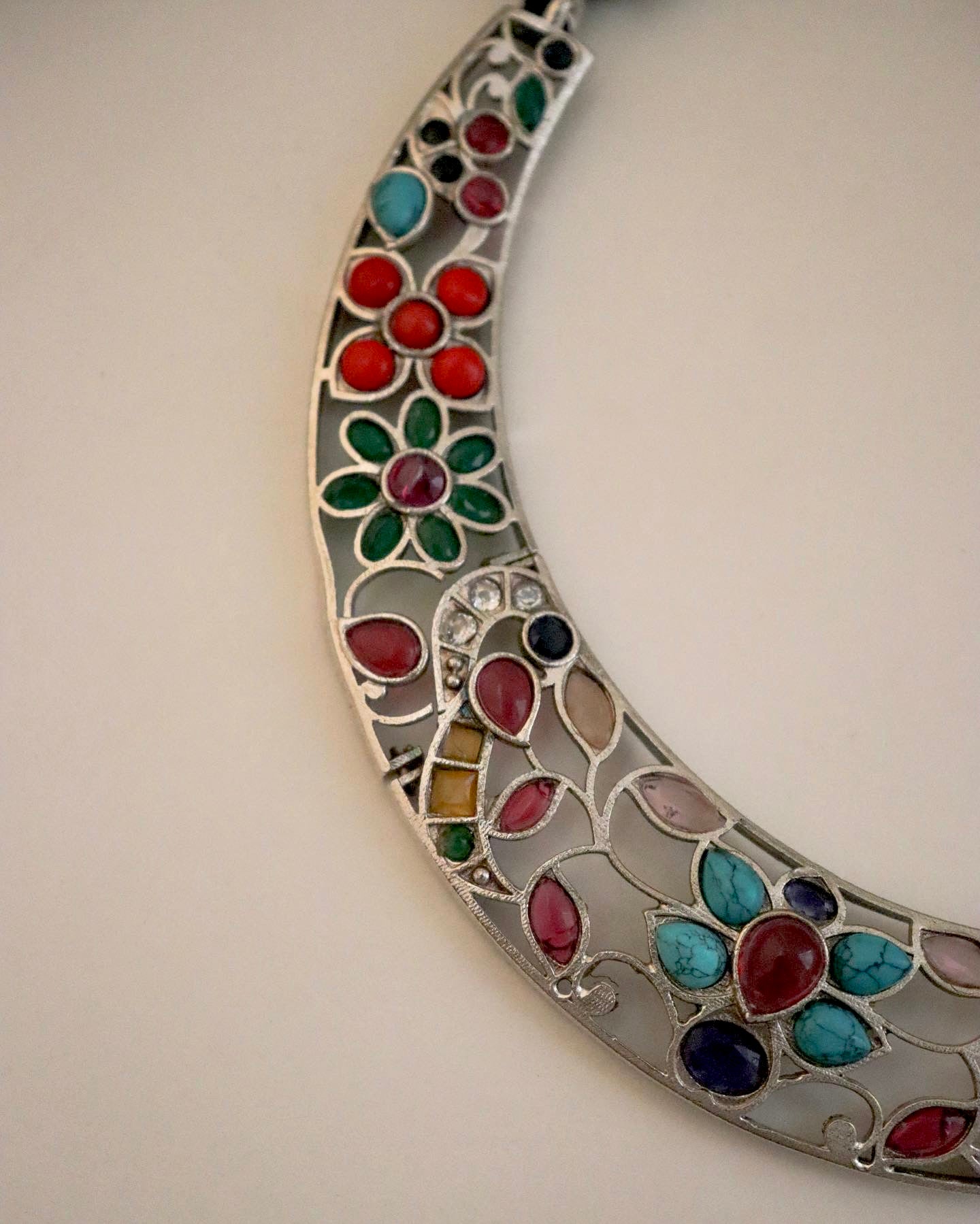 Minal Necklace Set - Multi Color