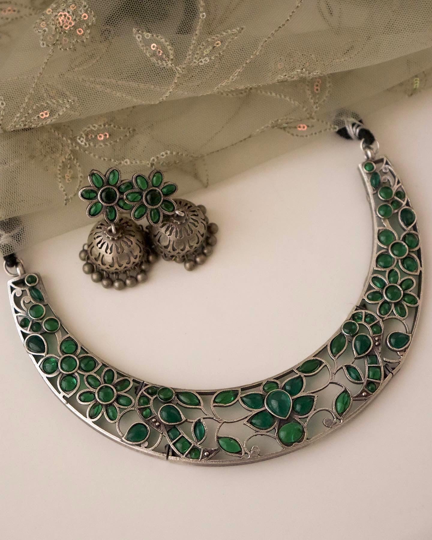 Minal Necklace Set