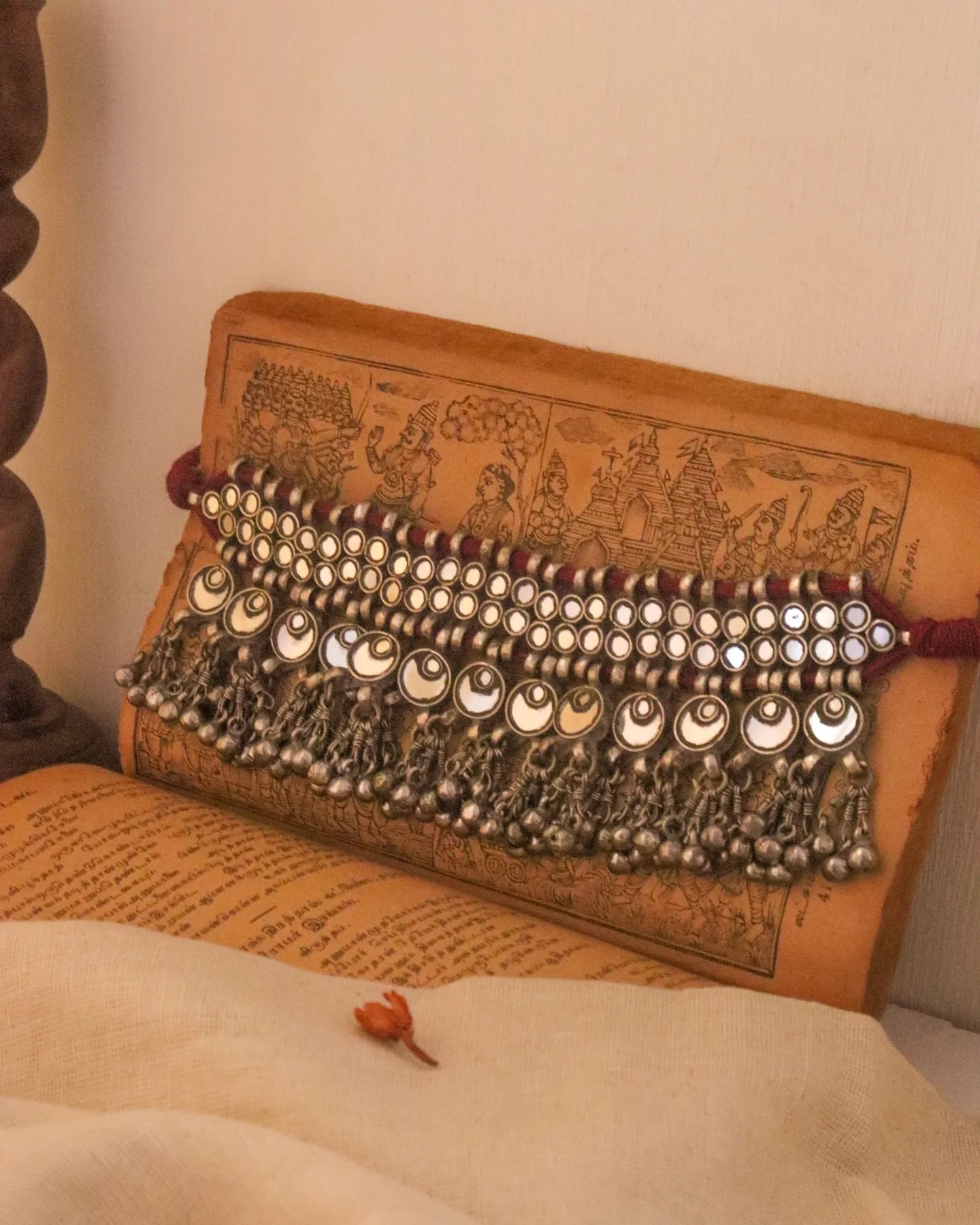 Sahab Choker Necklace
