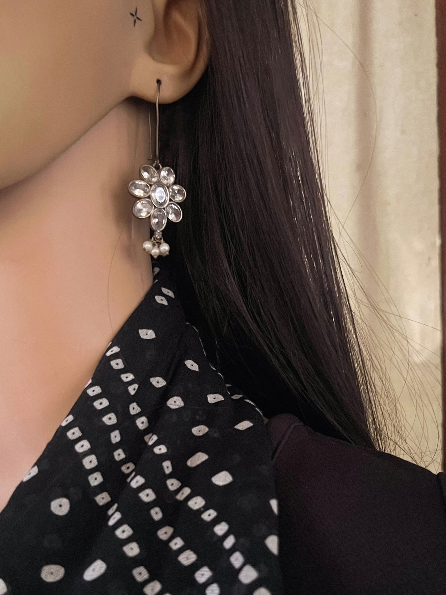 Amisha Earrings