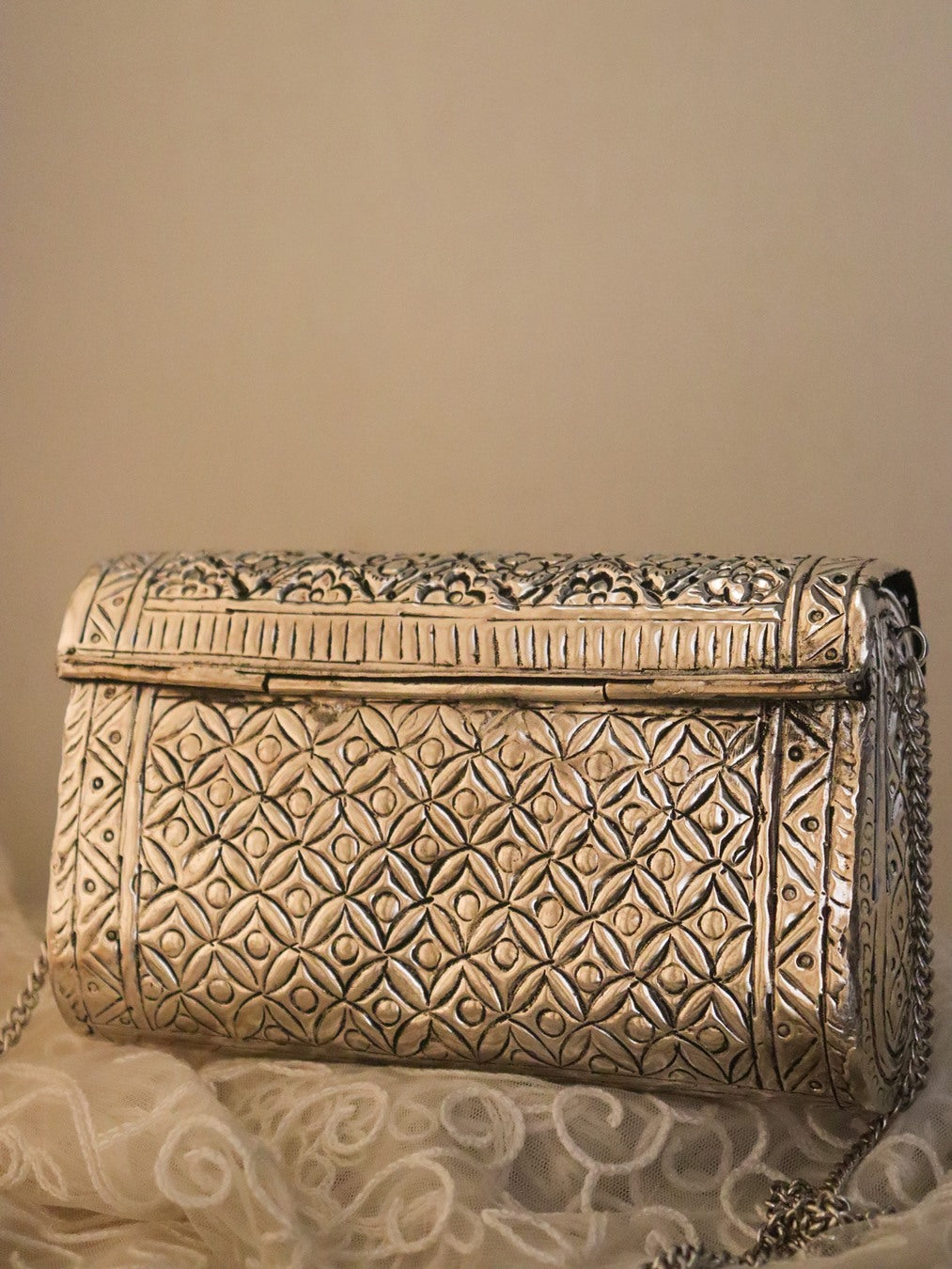 Buy Gold-Toned Clutches & Wristlets for Women by QURA Online | Ajio.com