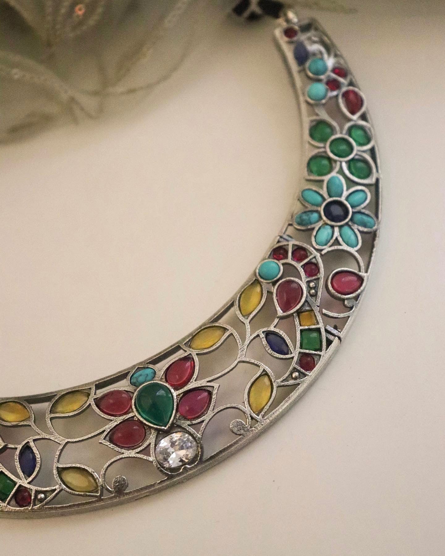 Minal Necklace Set - Multi Color